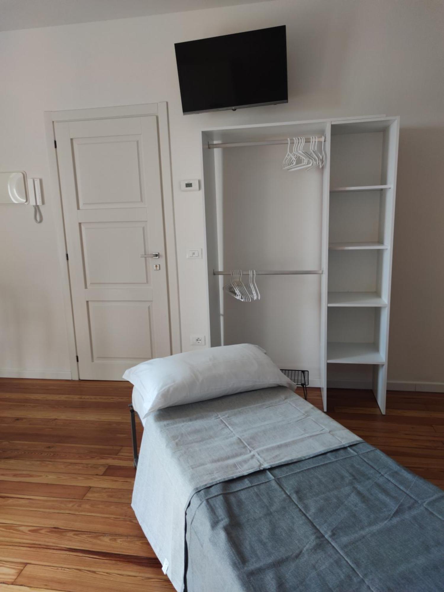 Casa Ilanga Appartement Cannero Riviera Buitenkant foto